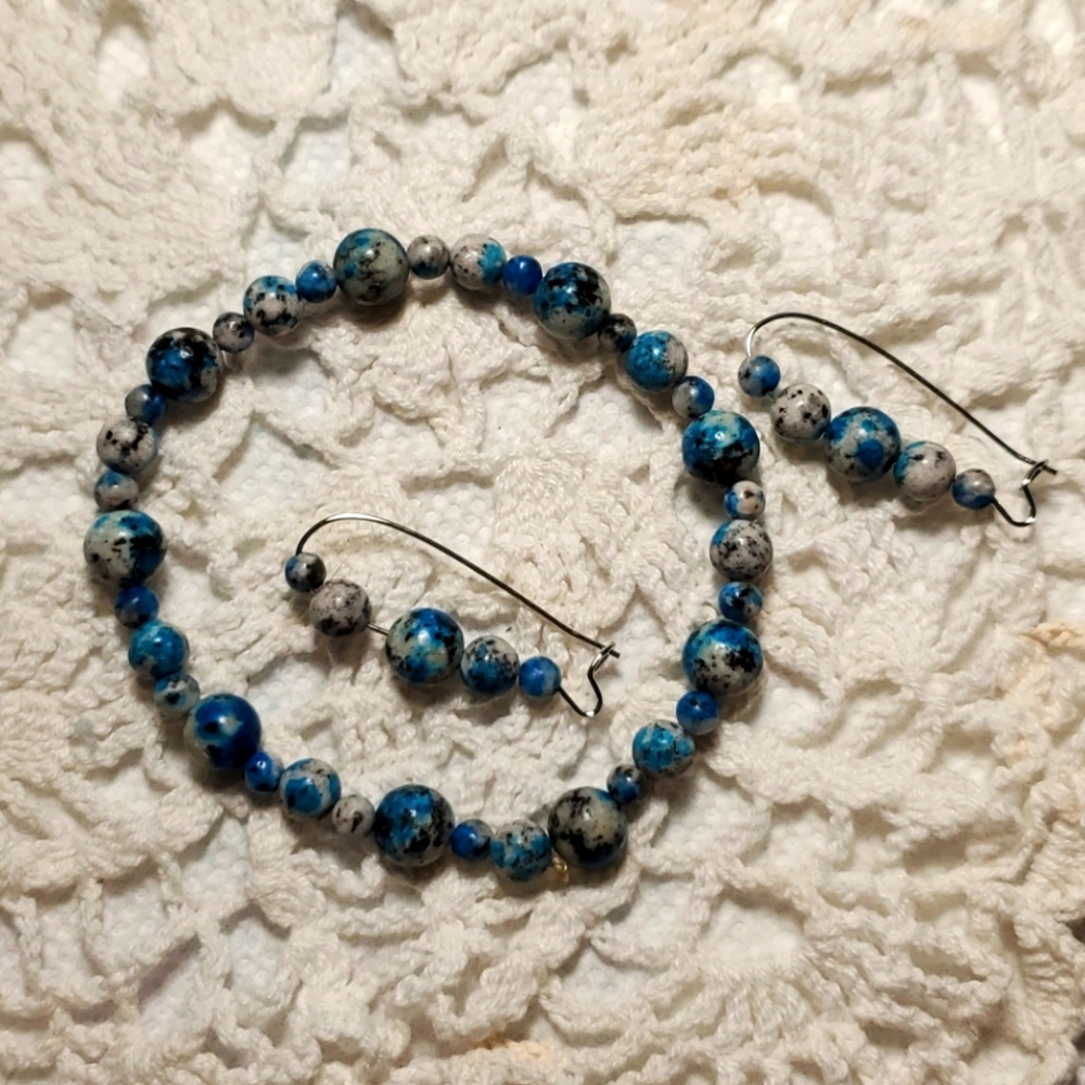 7 inch Handmade stretch bracelet and earrings